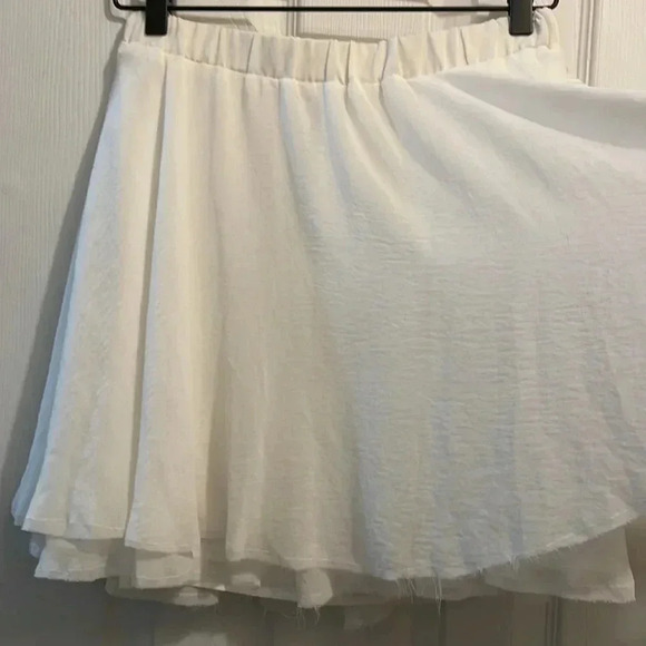 BB Dakota mini skirt - Picture 4 of 5